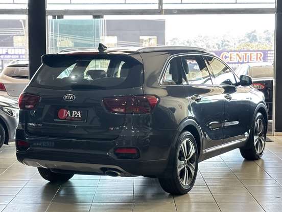 KIA-SORENTO-2018