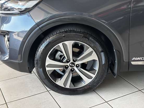 KIA-SORENTO-2018