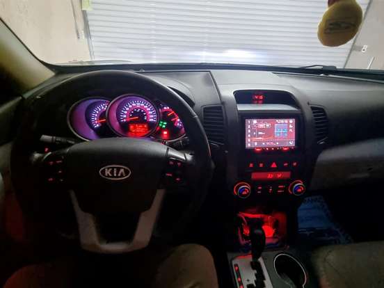 KIA-SORENTO-3.5 V6 GASOLINA EX 7L AUTOMATICO KIA-SORENTO-2012