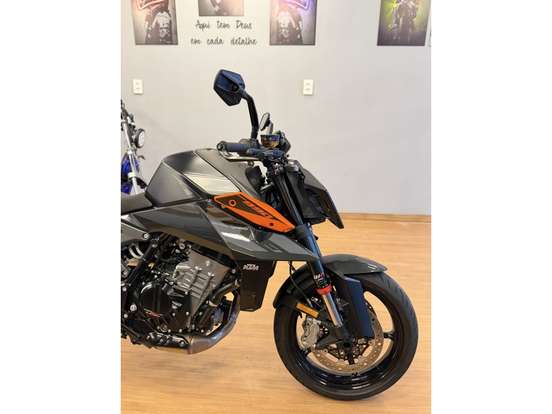 KTM-990 DUKE KTM-990 DUKE-2024