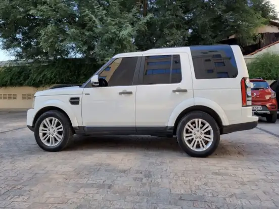 LAND ROVER-DISCOVERY 4-3.0 SE 4X4 V6 24V BI-TURBO DIESEL 4P AUTOMÁTICO LAND ROVER-DISCOVERY 4-2016