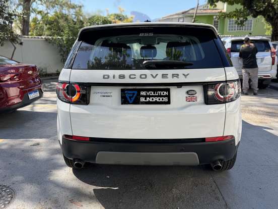 LAND ROVER-DISCOVERY SPORT-2016