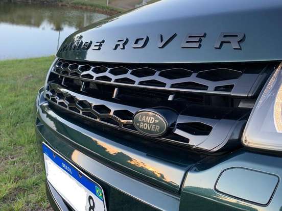 LAND ROVER-RANGE ROVER EVOQUE-2.0 DYNAMIC BLACK 4WD 16V GASOLINA 4P AUTOMÁTICO LAND ROVER-RANGE ROVER EVOQUE-2014