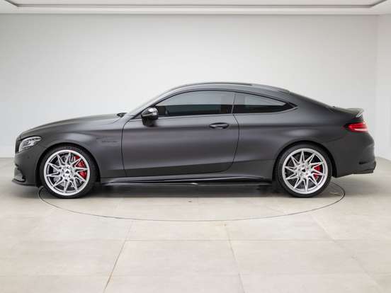 MERCEDES-BENZ-C 63 AMG-4.0 V8 TURBO GASOLINA S COUPÉ SPEEDSHIFT MERCEDES-BENZ-C 63 AMG-2020