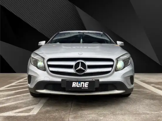 MERCEDES-BENZ-GLA 200-1.6 CGI ADVANCE 16V TURBO FLEX 4P AUTOMÁTICO MERCEDES-BENZ-GLA 200-2015