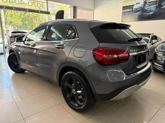 MERCEDES-BENZ-GLA 200-1.6 CGI FLEX ADVANCE 7G-DCT MERCEDES-BENZ-GLA 200-2018