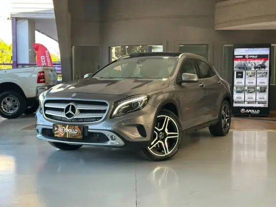 MERCEDES-BENZ GLA 250 2.0 16V TURBO GASOLINA SPORT 4P AUTOMÁTICO MERCEDES-BENZ GLA 250 2.0 16V TURBO GASOLINA SPORT 4P AUTOMÁTICO