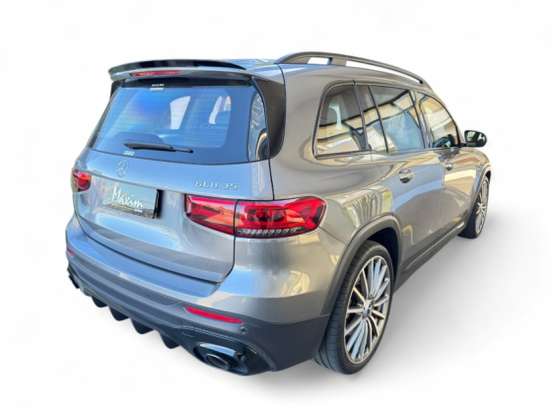 MERCEDES-BENZ-GLB 35 AMG-2022