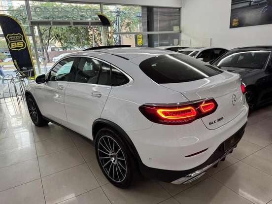 MERCEDES-BENZ-GLC 300-2021