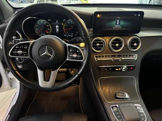 MERCEDES-BENZ-GLC 300-2.0 CGI GASOLINA COUPÉ 4MATIC 9G-TRONIC MERCEDES-BENZ-GLC 300-2021