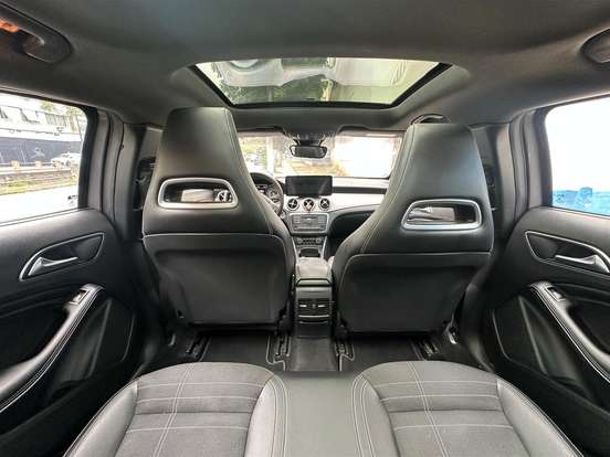 MERCEDES-BENZ-GLA 200-1.6 CGI VISION 16V TURBO FLEX 4P AUTOMÁTICO MERCEDES-BENZ-GLA 200-2015