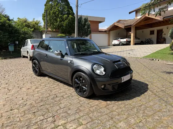 MINI COOPER 1.6 S 16V TURBO GASOLINA 2P AUTOMÁTICO
