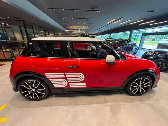 MINI-COOPER-2.0 16V TWINPOWER GASOLINA JOHN COOPER WORKS 2P STEPTRONIC MINI-COOPER-2026