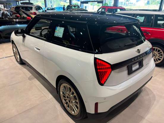 MINI-COOPER-2025