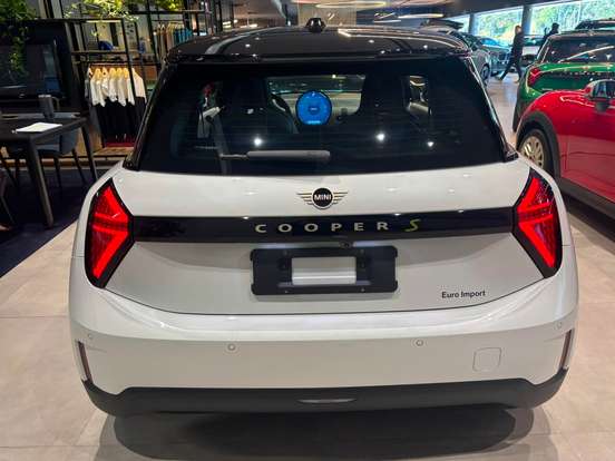 MINI-COOPER-2025