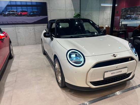 MINI-COOPER-2025