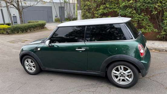 MINI-ONE-2011