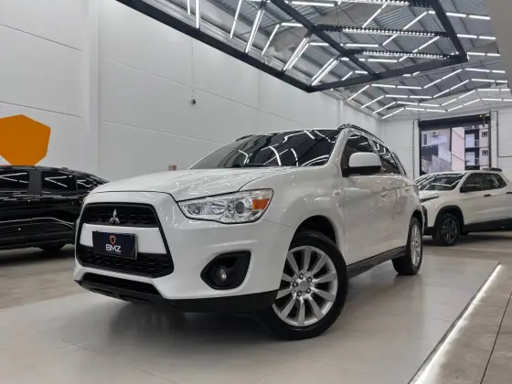 MITSUBISHI ASX 2.0 4X2 16V GASOLINA 4P AUTOMÁTICO MITSUBISHI ASX 2.0 4X2 16V GASOLINA 4P AUTOMÁTICO