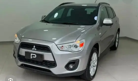 MITSUBISHI ASX 2.0 4X2 16V GASOLINA 4P AUTOMÁTICO MITSUBISHI ASX 2.0 4X2 16V GASOLINA 4P AUTOMÁTICO