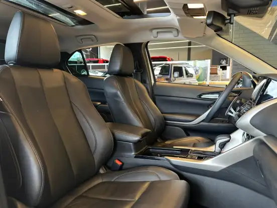 MITSUBISHI-ECLIPSE CROSS-1.5 MIVEC TURBO GASOLINA HPE-S S-AWC CVT MITSUBISHI-ECLIPSE CROSS-2025