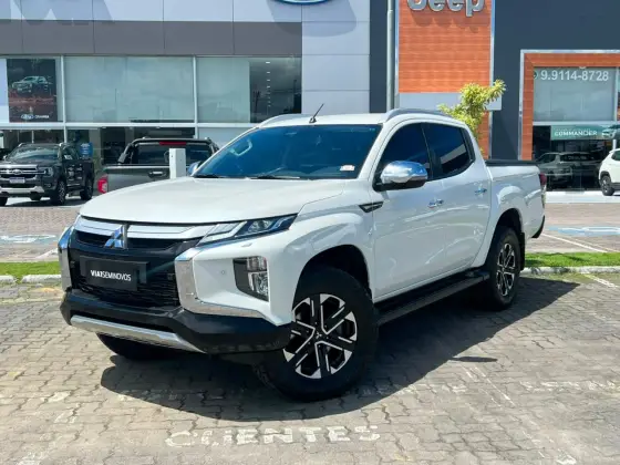MITSUBISHI L200 TRITON 2.4 16V TURBO DIESEL SPORT HPE-S CD 4P 4X4 AUTOMÁTICO