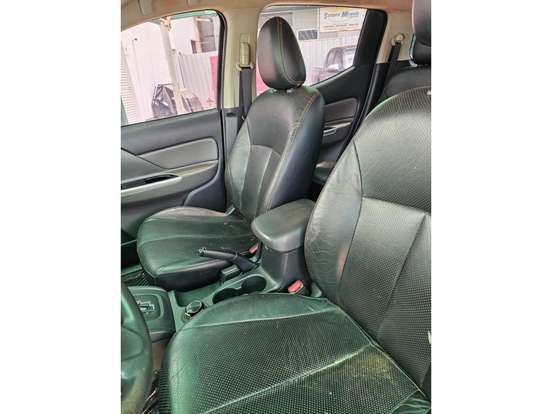 MITSUBISHI-L200 TRITON-2018