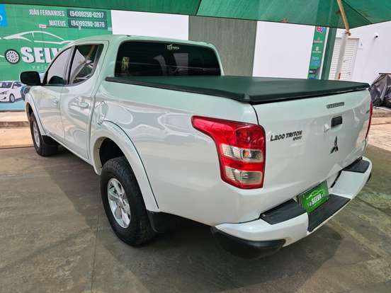 MITSUBISHI-L200 TRITON-2018
