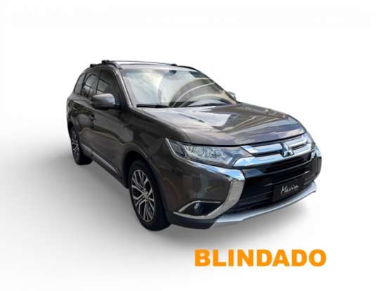 MITSUBISHI-OUTLANDER-2.0 16V GASOLINA 4P AUTOMÁTICO MITSUBISHI-OUTLANDER-2015