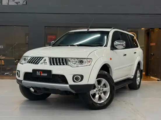 MITSUBISHI-PAJERO DAKAR-2013