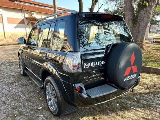 MITSUBISHI-PAJERO TR4-2013