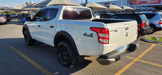 MITSUBISHI-L200 TRITON-2024