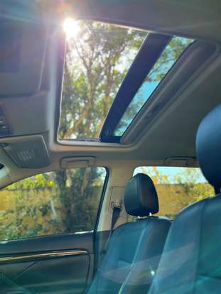 MITSUBISHI-OUTLANDER-2016