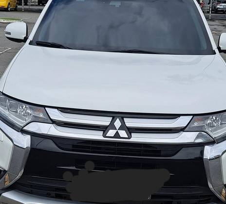 MITSUBISHI OUTLANDER 3.0 GT 4X4 V6 24V GASOLINA 4P AUTOMÁTICO