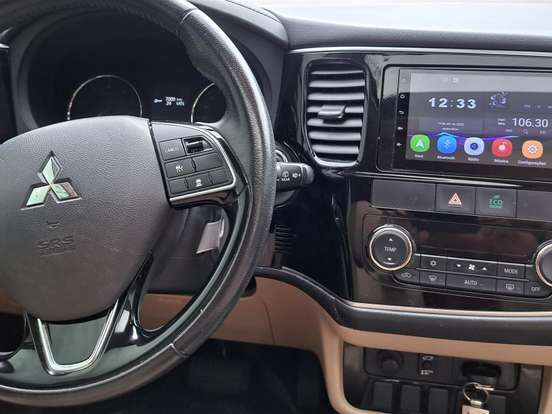 MITSUBISHI-OUTLANDER-3.0 GT 4X4 V6 24V GASOLINA 4P AUTOMÁTICO MITSUBISHI-OUTLANDER-2017