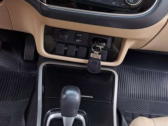 MITSUBISHI-OUTLANDER-3.0 GT 4X4 V6 24V GASOLINA 4P AUTOMÁTICO MITSUBISHI-OUTLANDER-2017