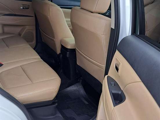 MITSUBISHI-OUTLANDER-3.0 GT 4X4 V6 24V GASOLINA 4P AUTOMÁTICO MITSUBISHI-OUTLANDER-2017