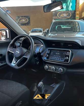 NISSAN-KICKS PLAY-2025