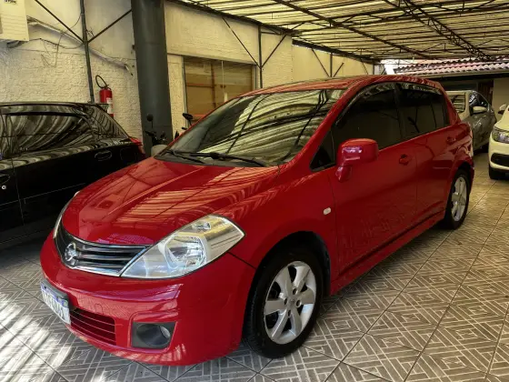NISSAN TIIDA 1.8 SL 16V FLEX 4P AUTOMÁTICO