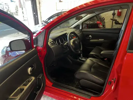 NISSAN-TIIDA-1.8 SL 16V FLEX 4P AUTOMÁTICO NISSAN-TIIDA-2012