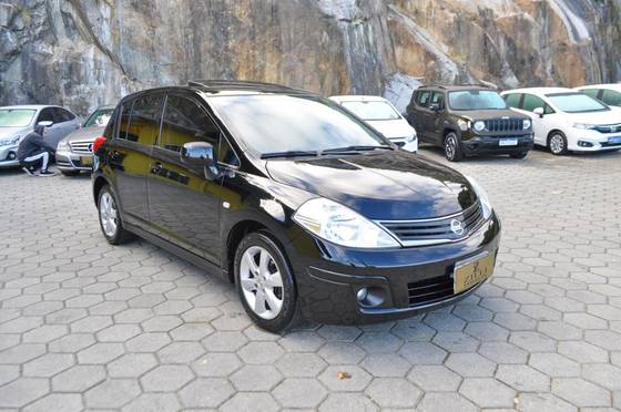 NISSAN TIIDA 1.8 SL 16V FLEX 4P MANUAL