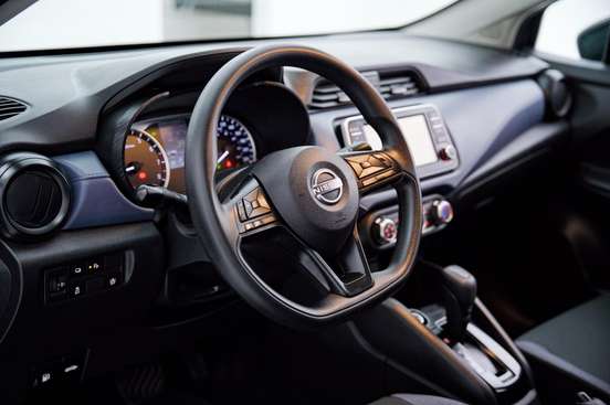 NISSAN-VERSA-2025