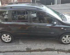 NISSAN LIVINA 1.8 SL 16V FLEX 4P AUTOMÁTICO NISSAN LIVINA 1.8 SL 16V FLEX 4P AUTOMÁTICO