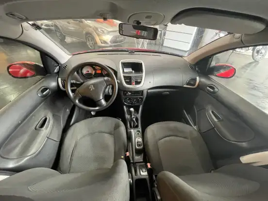 PEUGEOT-207-2013