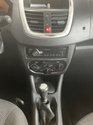 PEUGEOT-207-2013