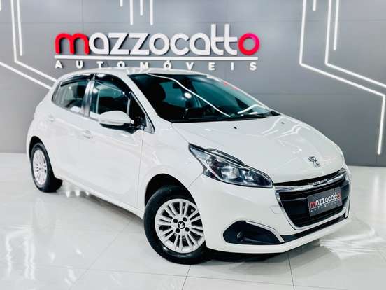 PEUGEOT-208-2018