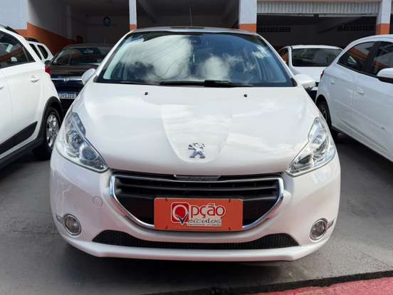 PEUGEOT-208-1.6 GRIFFE 16V FLEX 4P AUTOMÁTICO PEUGEOT-208-2015