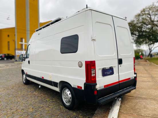 PEUGEOT-BOXER-2013