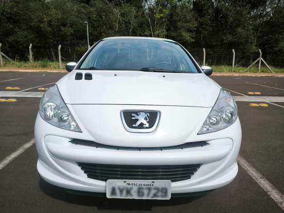 PEUGEOT-207-1.4 IN CONCERT SEDAN 8V FLEX 4P MANUAL PEUGEOT-207-2014