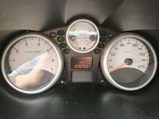 PEUGEOT-207-1.4 IN CONCERT SEDAN 8V FLEX 4P MANUAL PEUGEOT-207-2014