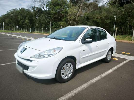 PEUGEOT-207-2014